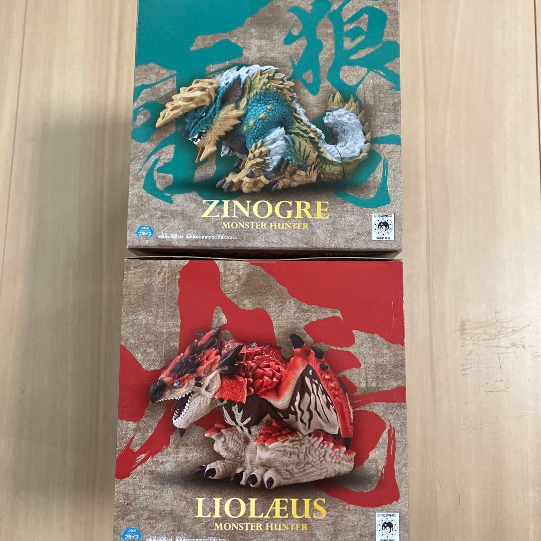 モンスターハンター 鎮座獣 フィギュア ジンオウガ 雄火竜 リオレウス