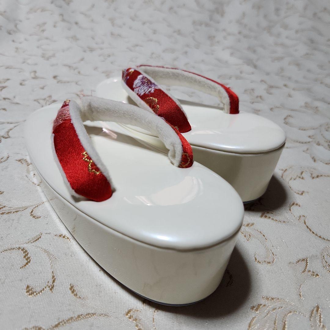 #697 ( 未使用品) 七五三  お正月  草履と巾着  18cm