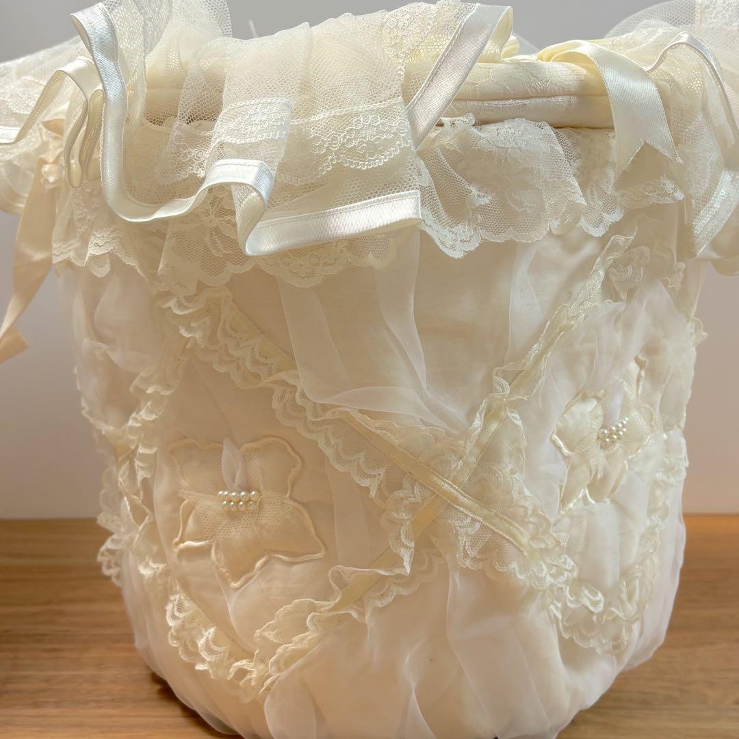 美品◇A.leplat◇ルプラ◇さえら◇繊細レースバスケット かご◇ホワイト