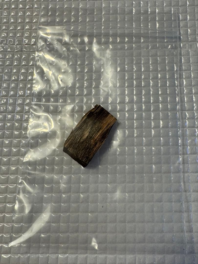 香木 伽羅 「菊清水」2.1g箱入り