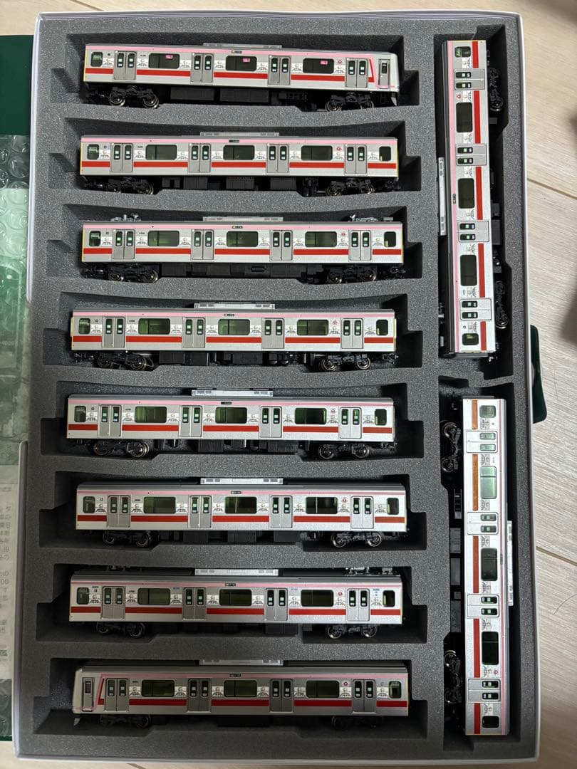 KATO 東急5050系4000番台(4106編成・新横浜線開業記念装飾)