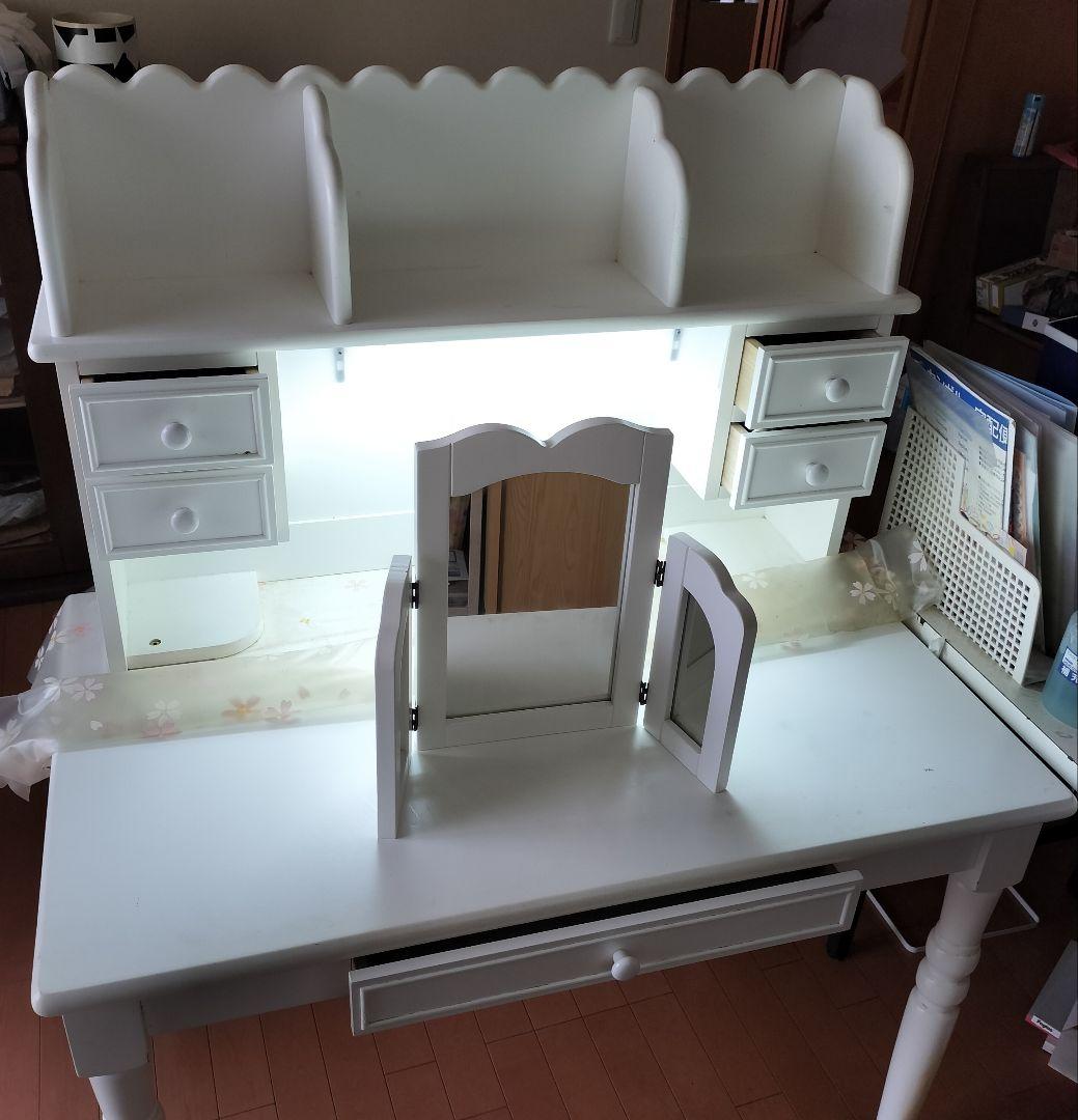 大幅値下げ　プリンセス風、ロココ調　姫系　机+化粧３面鏡