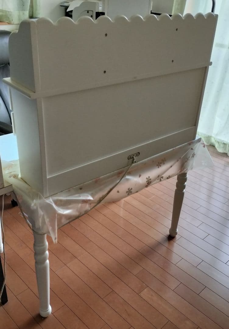 大幅値下げ　プリンセス風、ロココ調　姫系　机+化粧３面鏡