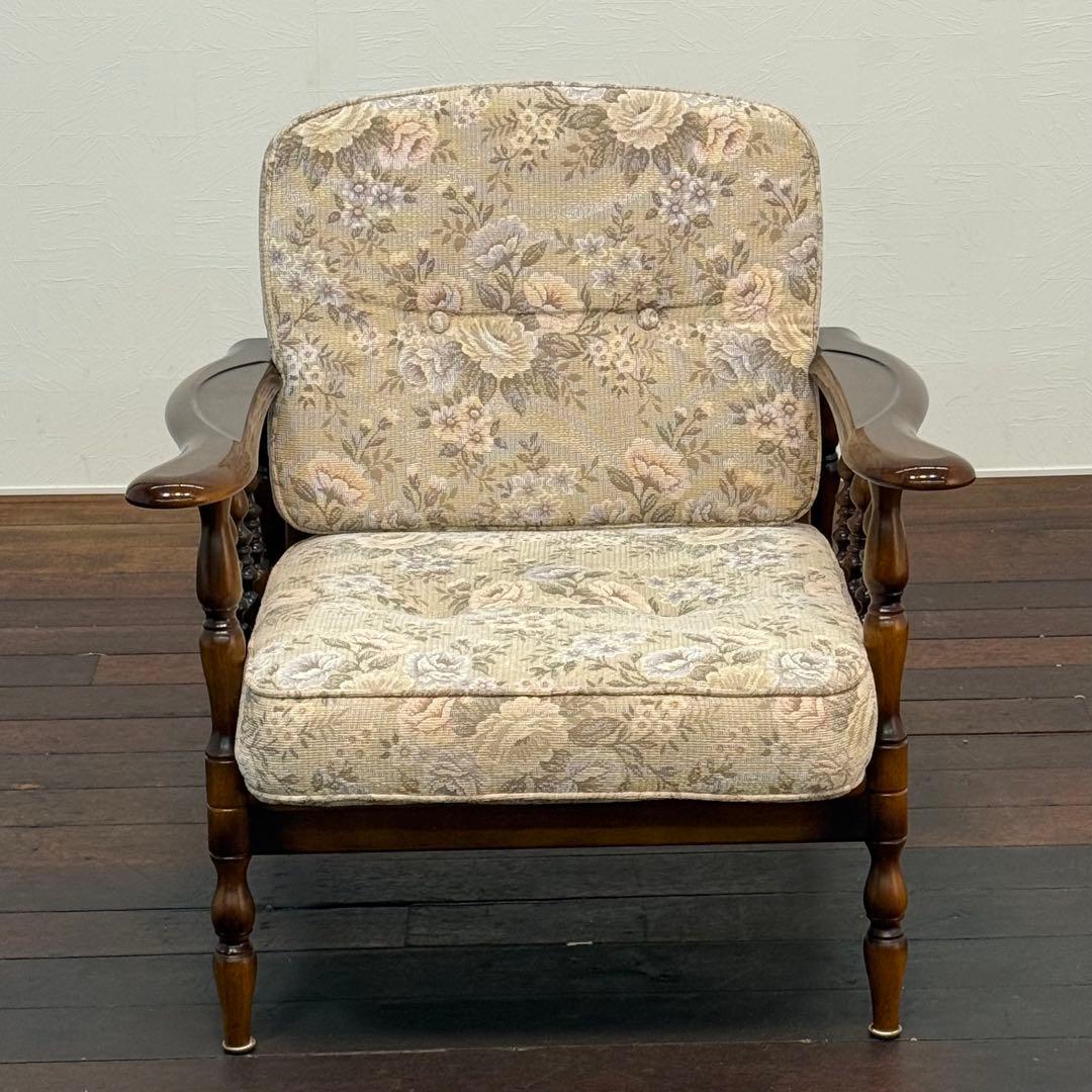 H112K39b カリモク karimoku コロニアル 1人掛けソファ