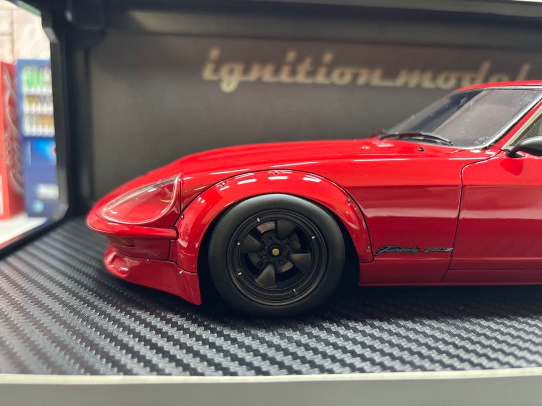 1/18ミニカー　イグニッションモデル　240Z フルワークス【新品】レッド