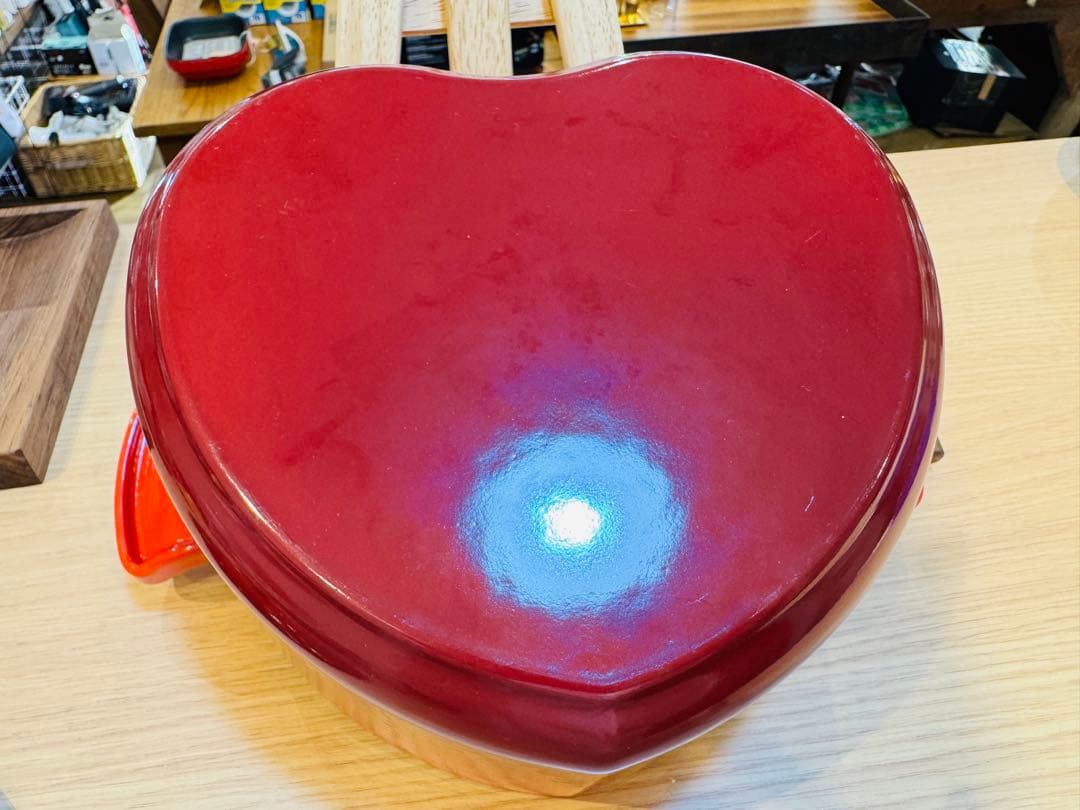 A8002【ルクルーゼ】ココット ダムール 両手鍋 20cm チェリーレッド