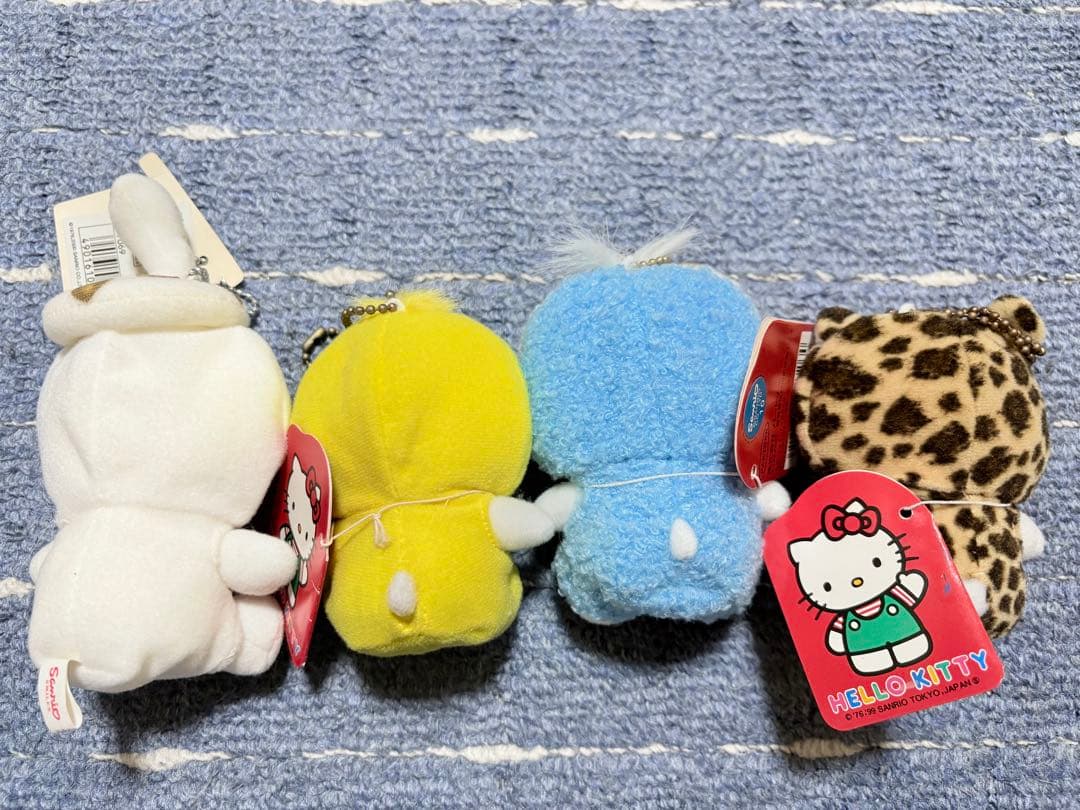 【 被り物シリーズ 】ハローキティ マスコット