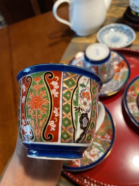 有田焼　伊万里　仁祥窯　カップ&ソーサー　3客