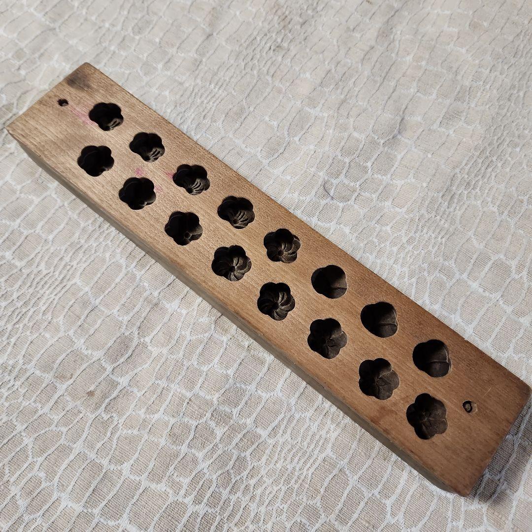 梅花5柄　菓子木型　古い 木型 菓子型 和菓子 木製 古道具 古物