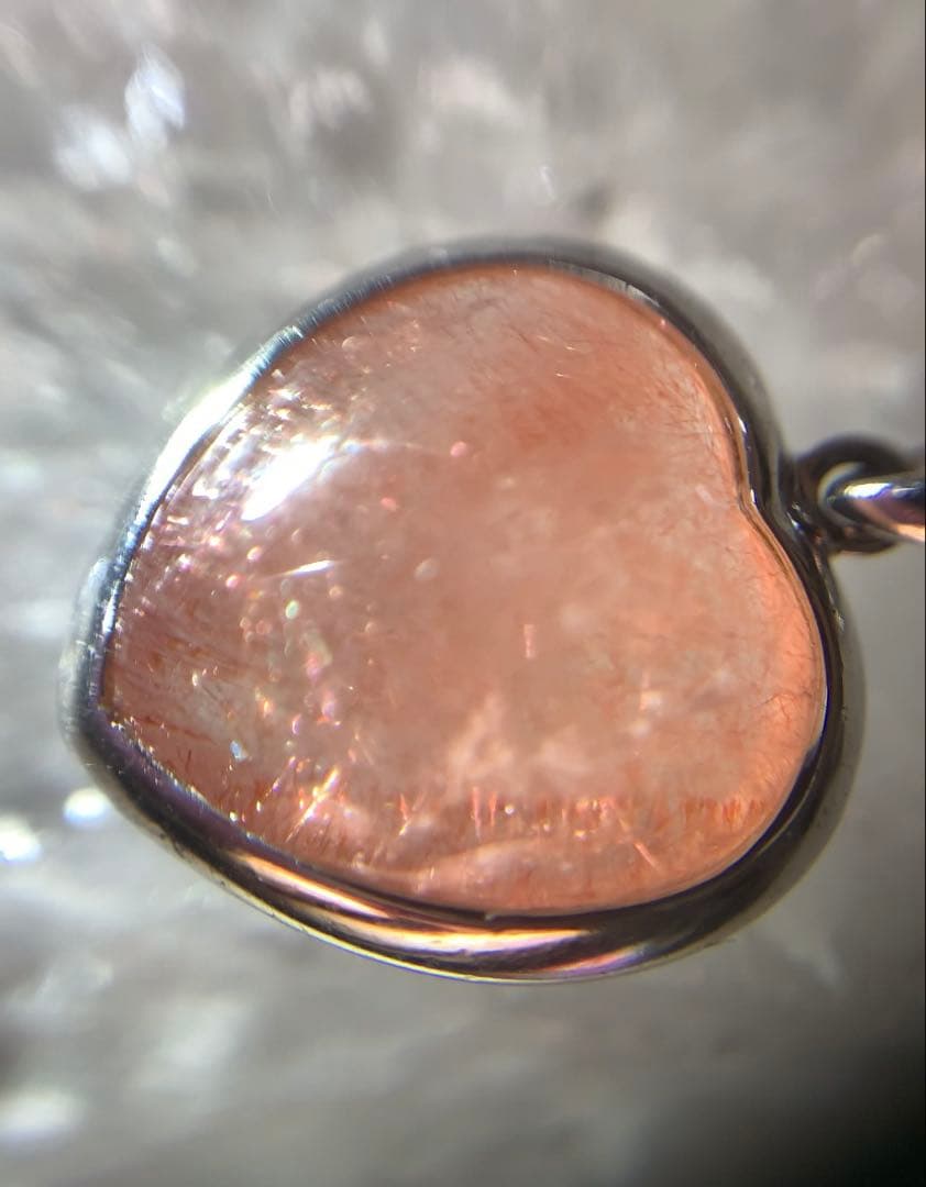 愛のパワー溢れる❣️カザフスタン産ストロベリークォーツ　ハート　ペンダントトップ