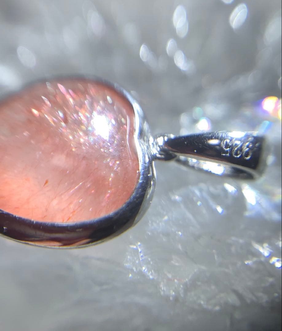 愛のパワー溢れる❣️カザフスタン産ストロベリークォーツ　ハート　ペンダントトップ