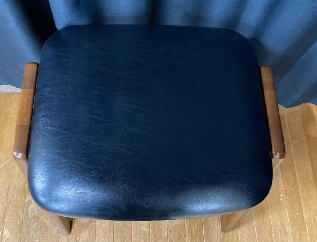 ME07) カリモク60 スタッキングスツール ウォールナット色 カリモク60＋