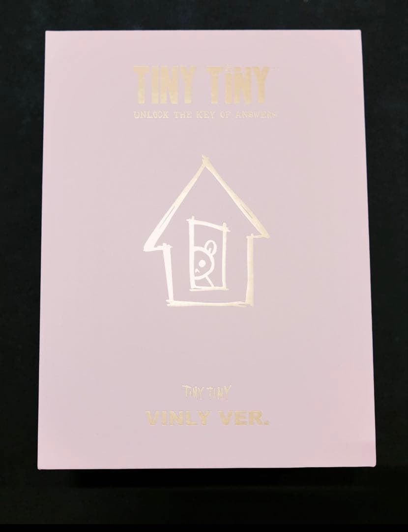 POPMART TINYTINY VINLY VER.-MAGIC BUNNY - メルカリ