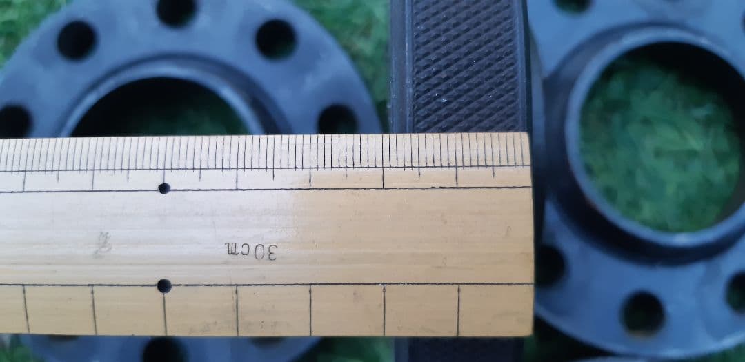 スペーサー　BMW