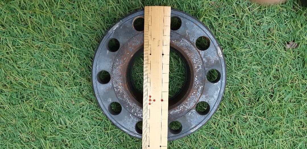 スペーサー　BMW