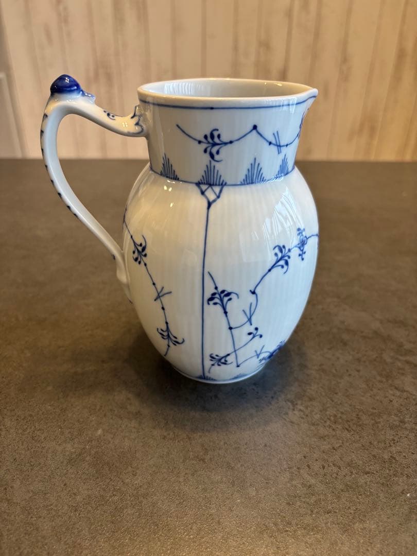 ロイヤルコペンハーゲンミルク