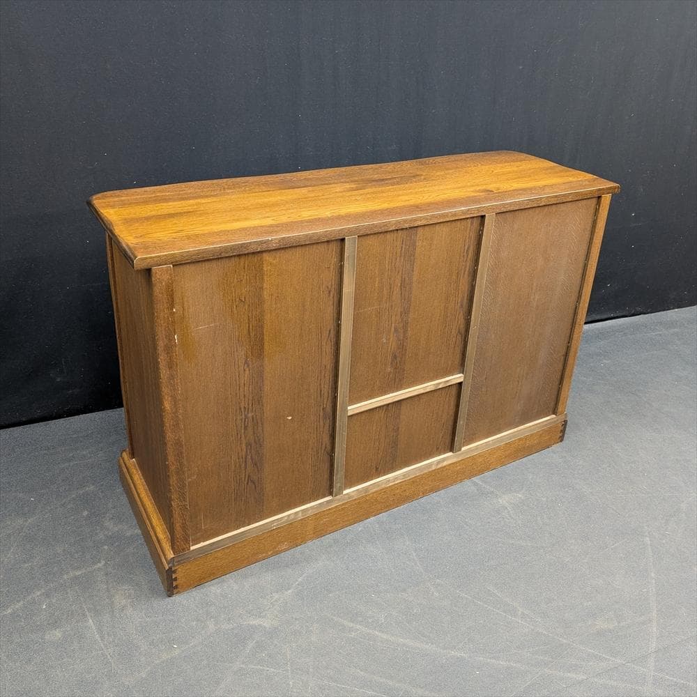 河本家具　オーク　無垢　サイドボード　リビングボード　キャビネット　飾り棚