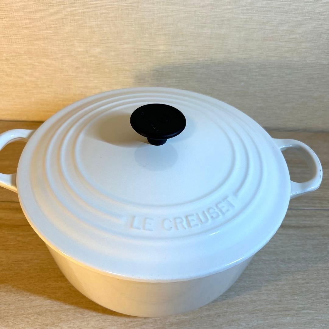 ルクルーゼ ココットロンド 22cm ホワイト 両手鍋 鍋 - メルカリ