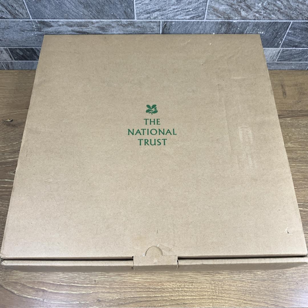 新品 生産終了品 SEIKO ザ・ナショナル・トラスト 電波掛け時計 KX303