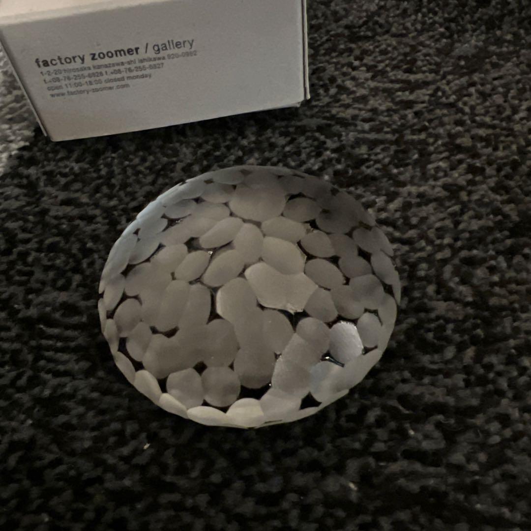 Factory zoomer 辻和美 さん おもり ペーパーウェイト - メルカリ