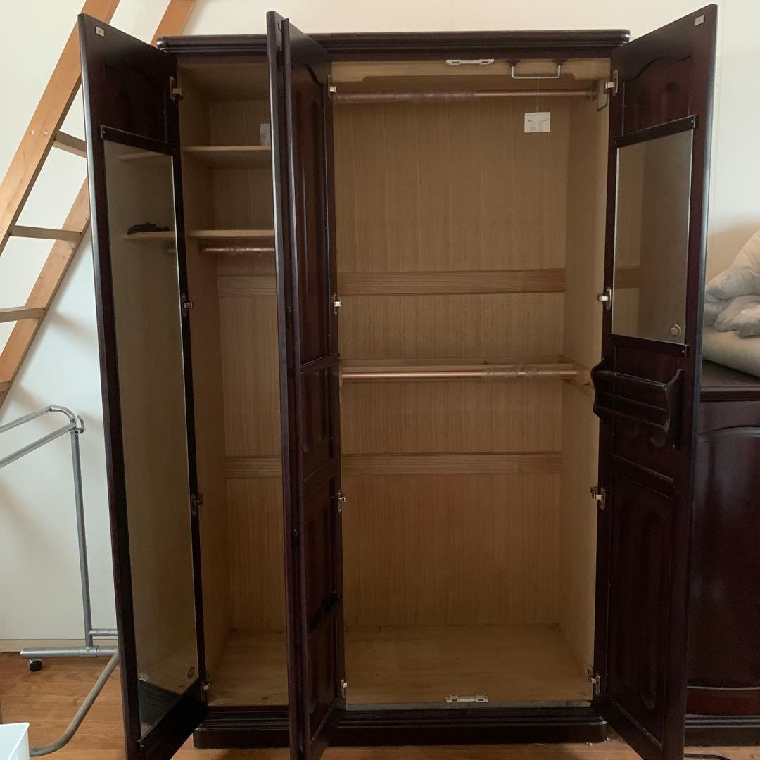 《分解発送》3枚扉の高級　紫檀のクローゼット　桐　無垢　府中家具