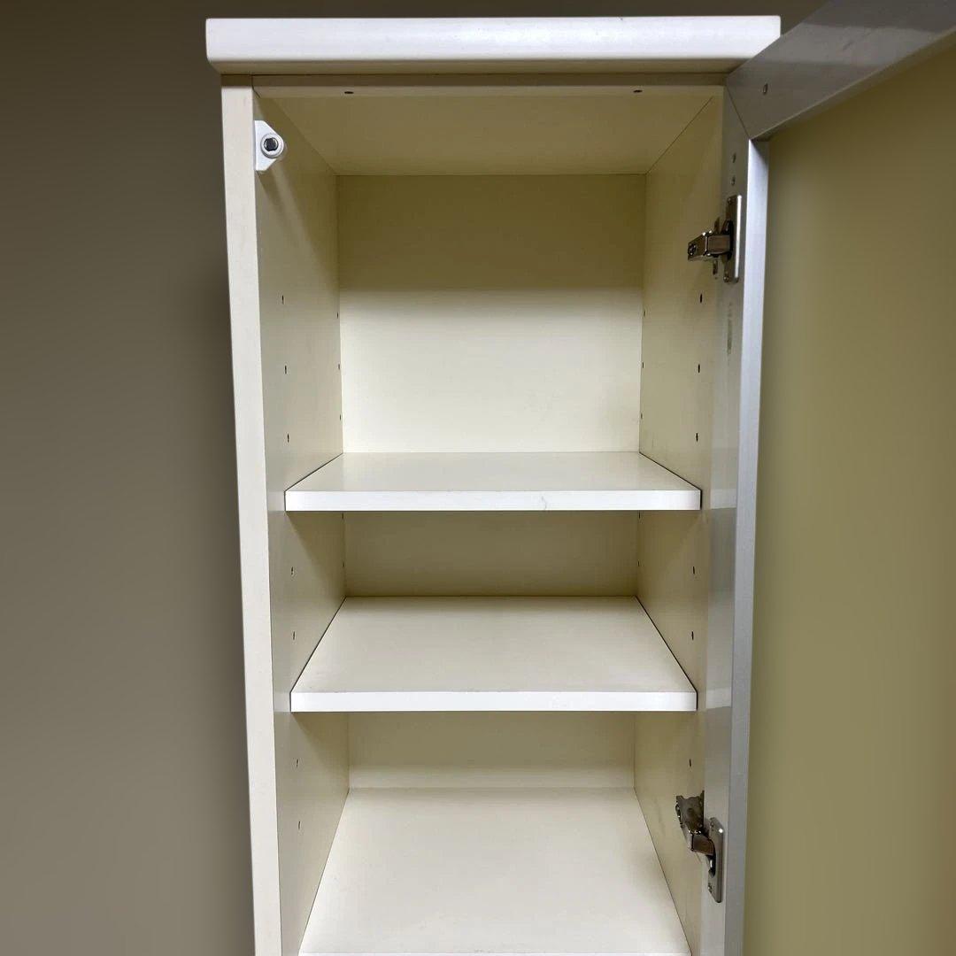 クリーム ガラス扉 スリム キャビネット