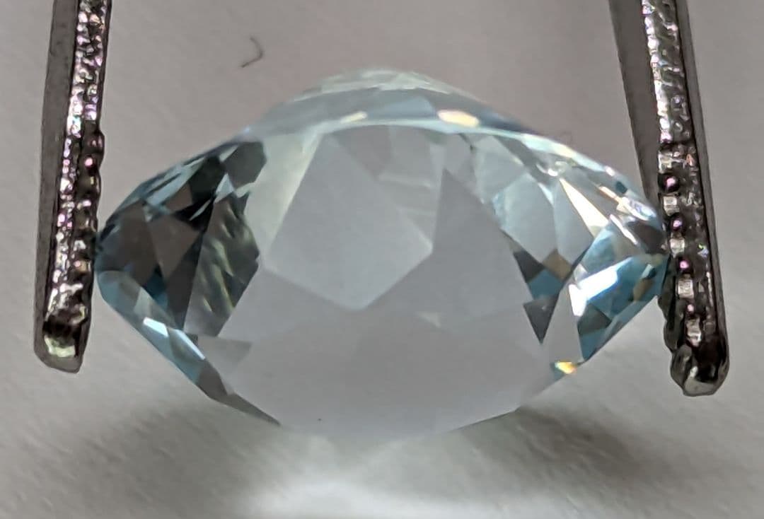 【天然石】豪州産 トパーズ 6.96ct ルース