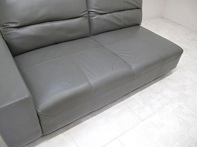 ボーコンセプト「ハンプトン」 片アーム本革ソファ　 可動ヘッド　 約105万