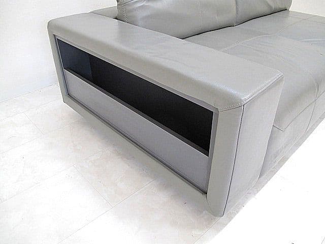 ボーコンセプト「ハンプトン」 片アーム本革ソファ　 可動ヘッド　 約105万