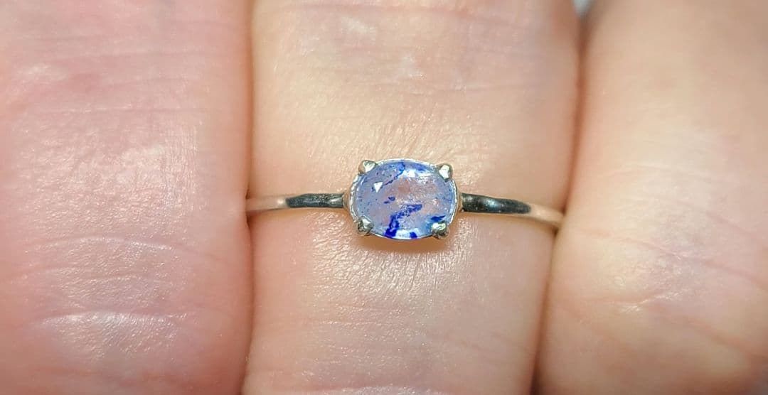 リツ専用美しいビビッドブルーのコントラスト!★ラズライトインソーダライト★