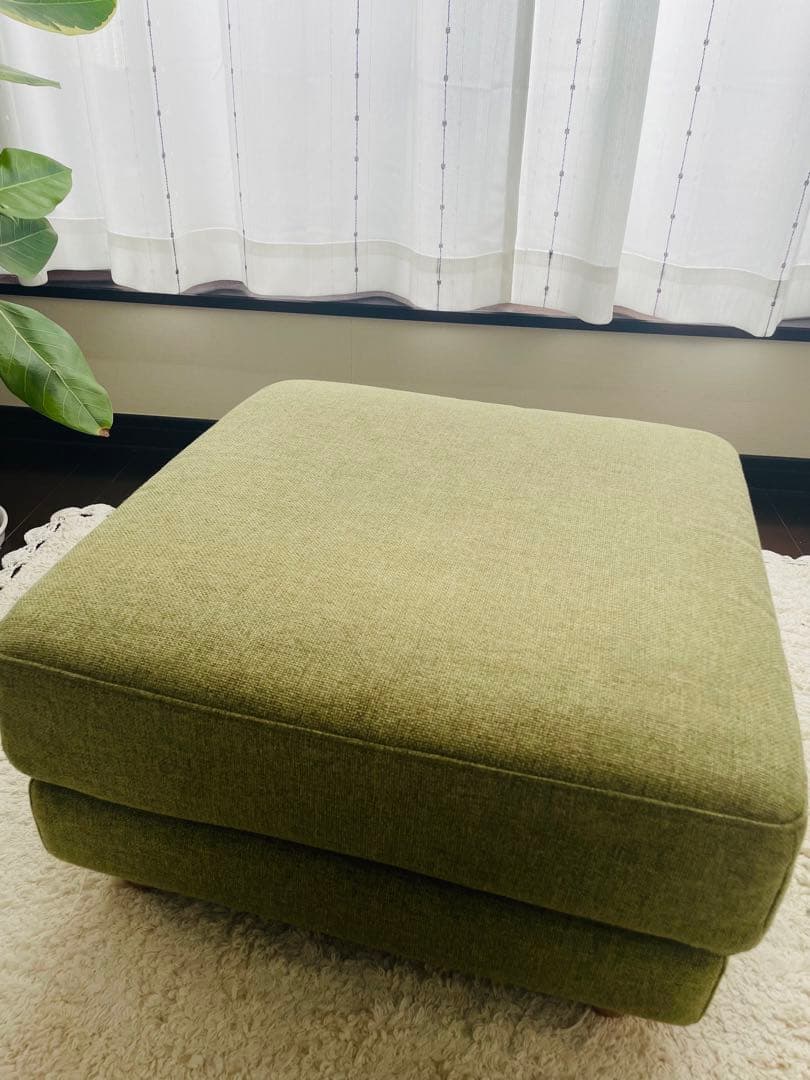 モモナチュラル　オットマン　ソファー　おしゃれ　インテリア　新生活　momo