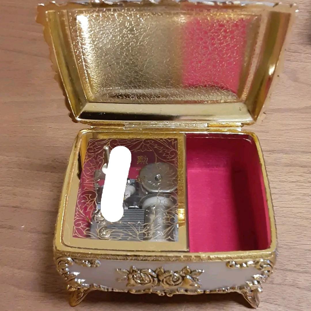 勲一等瑞宝章記念品オルゴール　日本初女性議員贈答品