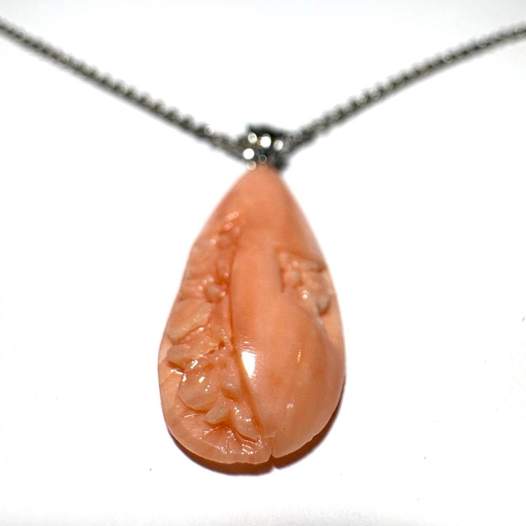 天然桃珊瑚 彫刻入り雫型ペンダント40cm - メルカリ