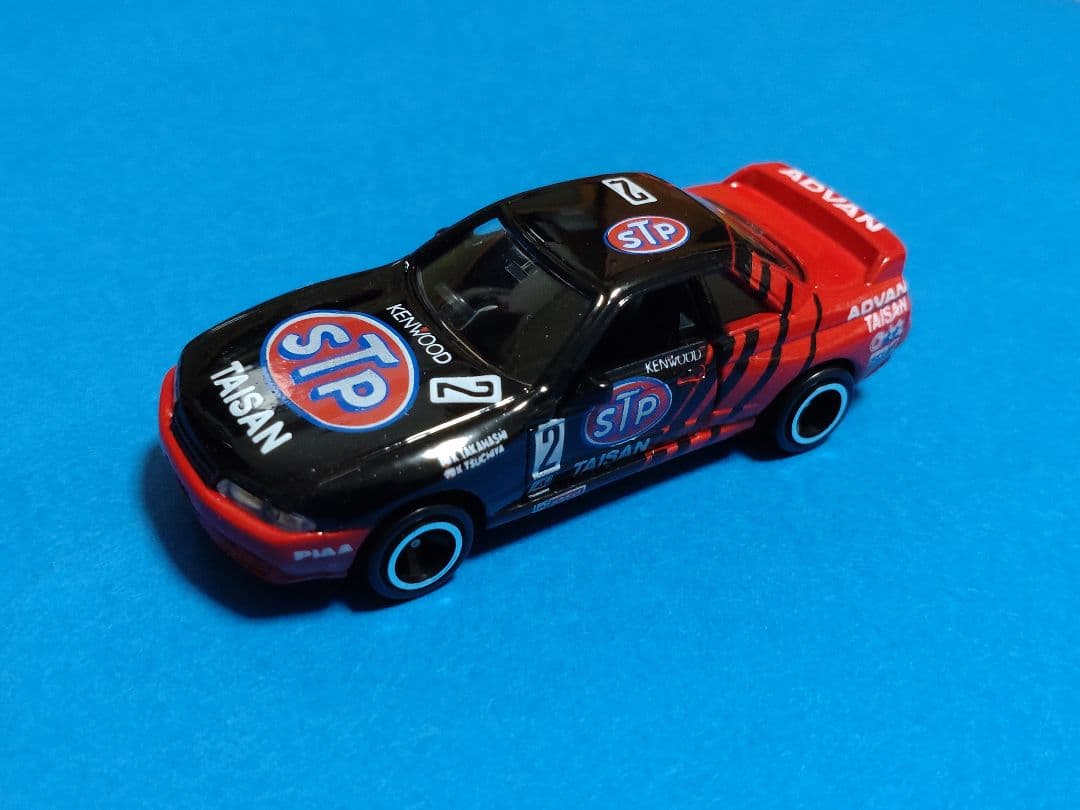 ガリバー特注トミカ】ADVAN STP TAISAN GT-R(BNR32) - メルカリ