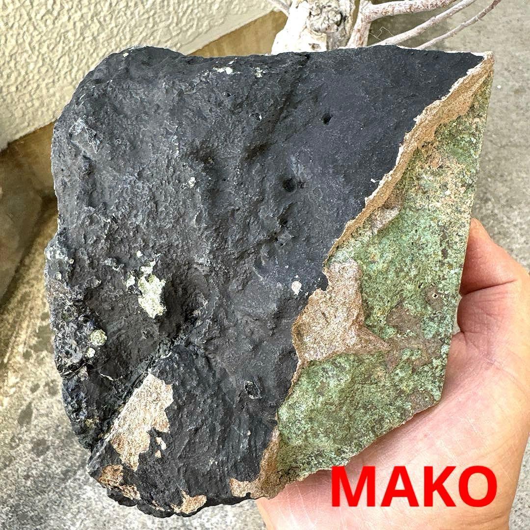 M1849☆アメジストクラスター1.8Kg☆ブラジル産☆天然石☆N51011-B