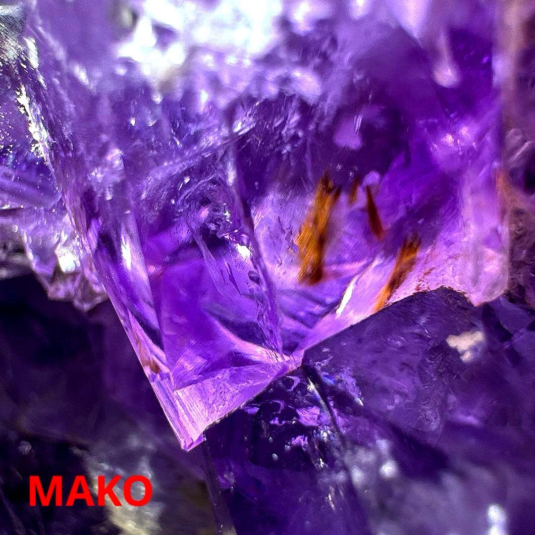 M1849☆アメジストクラスター1.8Kg☆ブラジル産☆天然石☆N51011-B