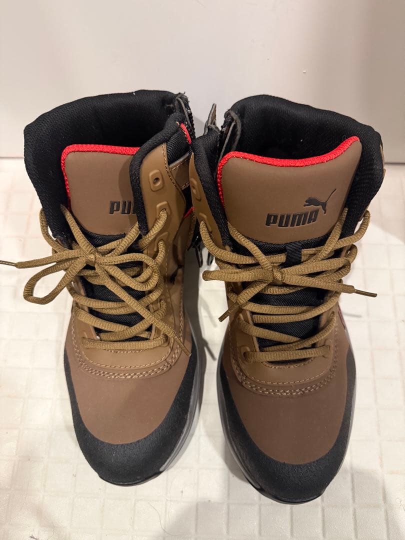 Pumaアスレチックライダー安全靴ディスクオリーブ系ブラウン系ジップアップBOA