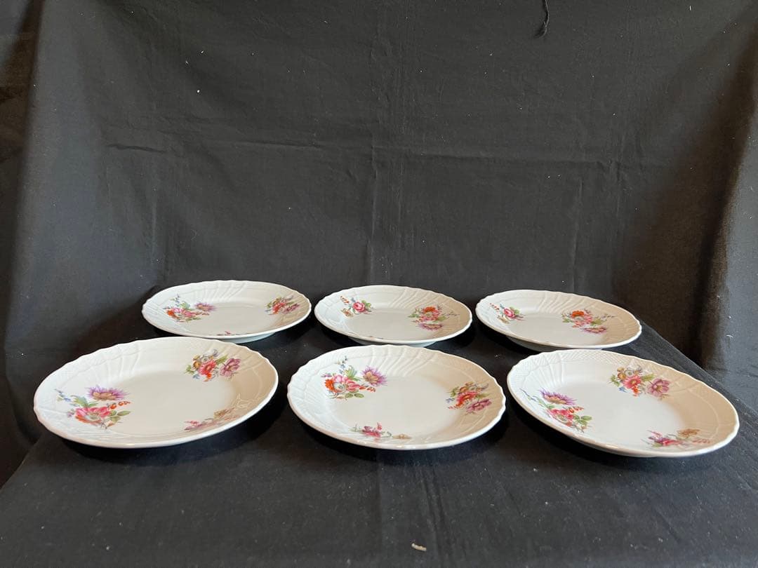 Aqua様：リチャードジノリ　サックスフラワー　ケーキプレート　17㎝