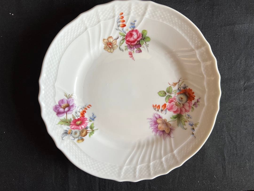 Aqua様：リチャードジノリ　サックスフラワー　ケーキプレート　17㎝