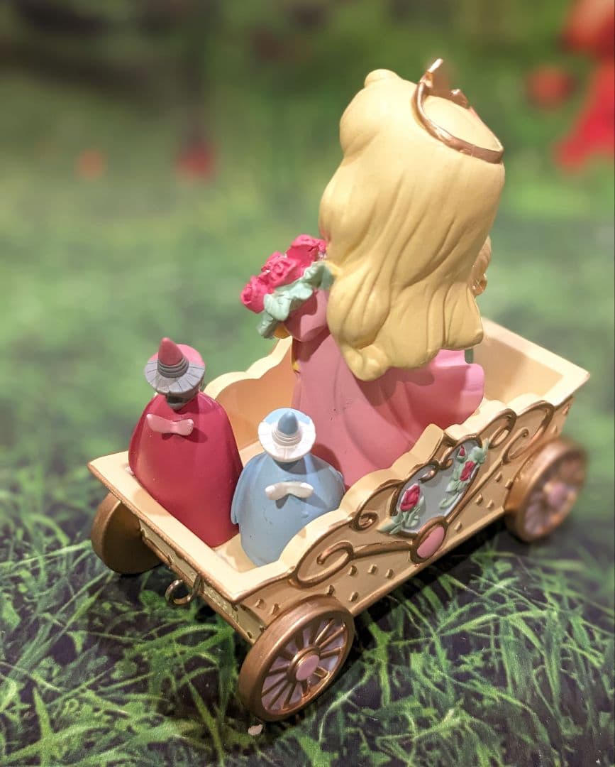 ディズニー　ショーケース　プレシャスモーメンツ　バースデーパレード　オーロラ姫