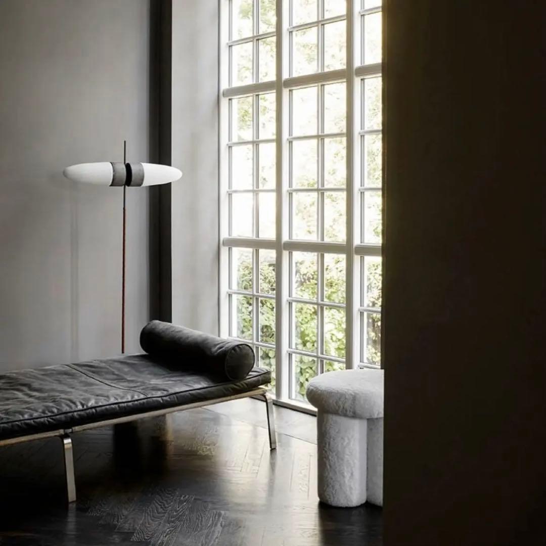 スツール 101 big foot stool sheep skin