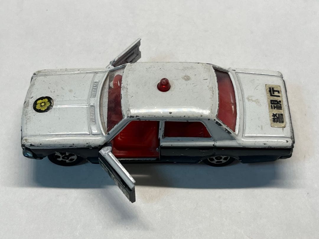 トミカ 黒箱 4-1-1 トヨタ クラウン パトカー 1Aホイール 最初期A灯