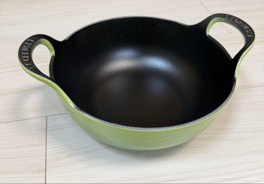 Le Creuset 鋳鉄製 両手鍋 バルチディッシュ 20cmグリーン