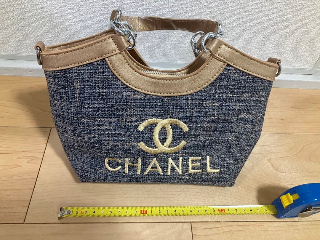 希少非売品　シャネルノベルティ　ツィードバックベージュ系