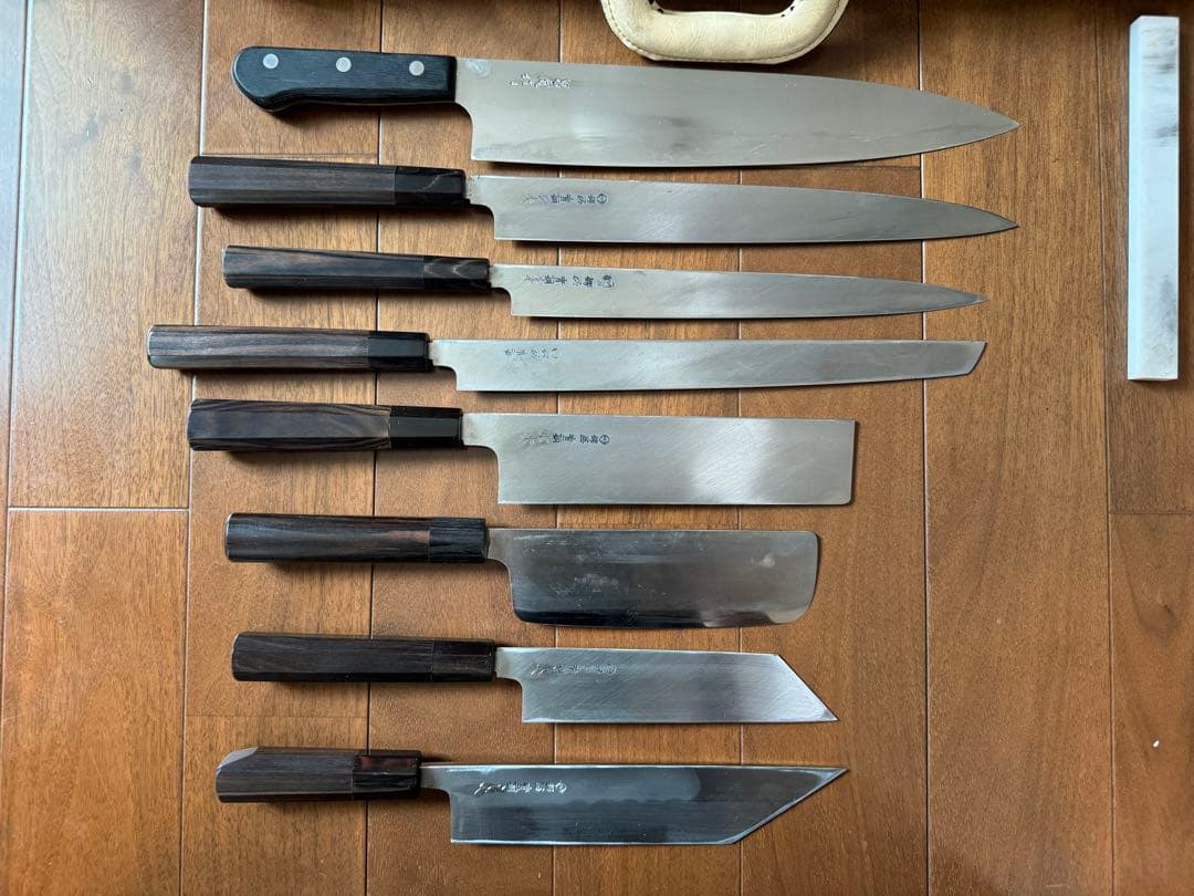 左利き用包丁セット 13本収納 ケース付き