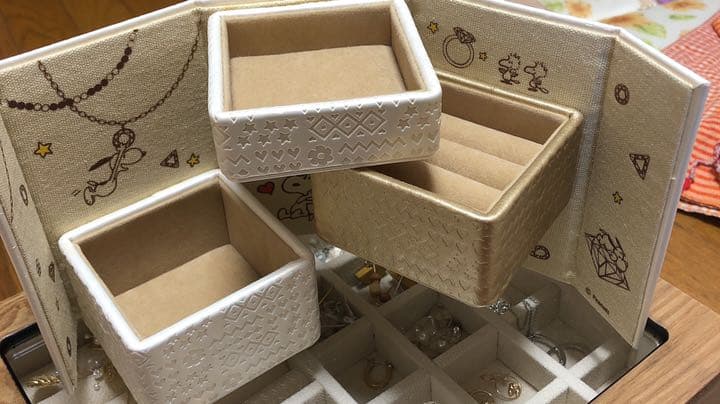 SNOOPY ジュエリーBOX