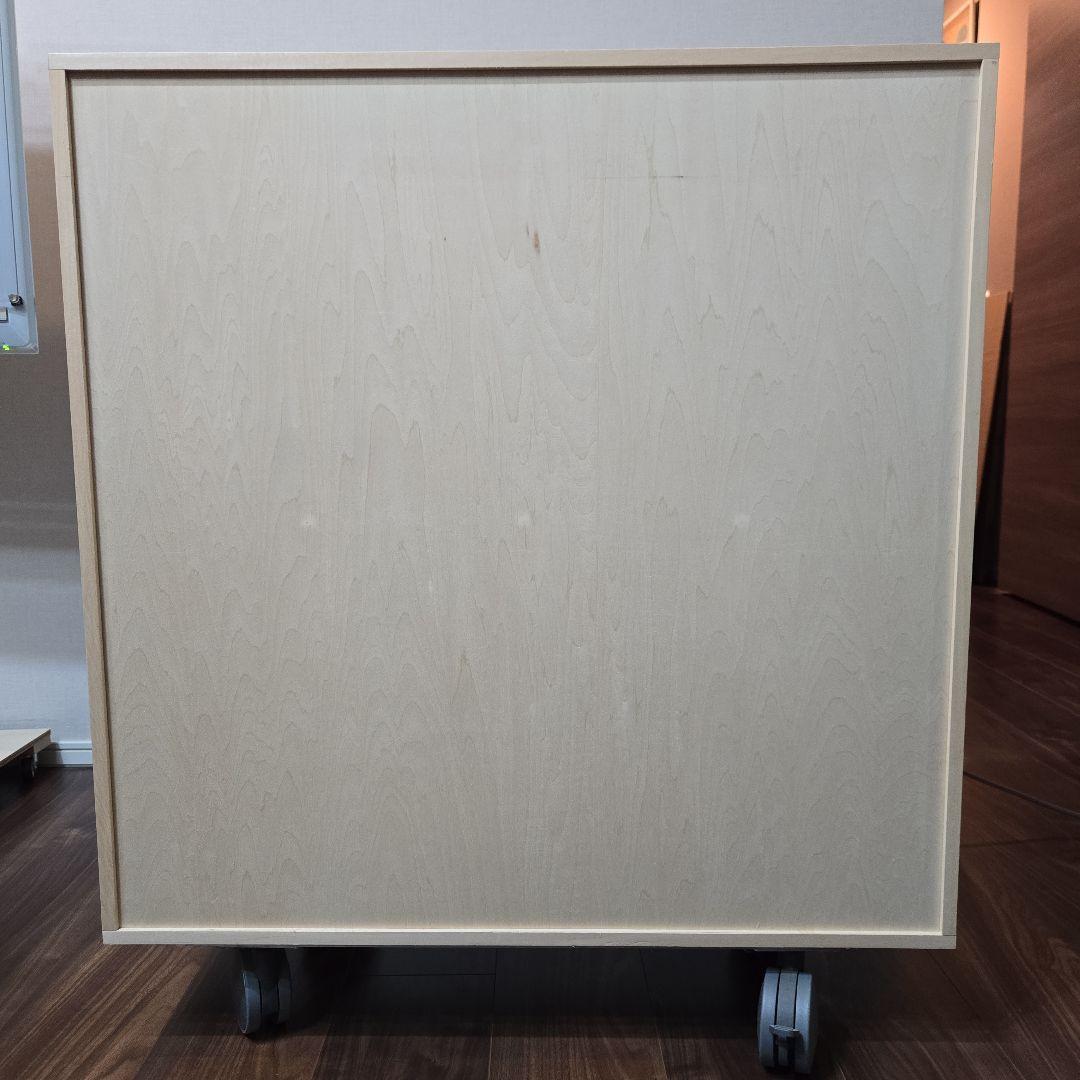 CDラック　木製キャビネット 16仕切り キャスター付き