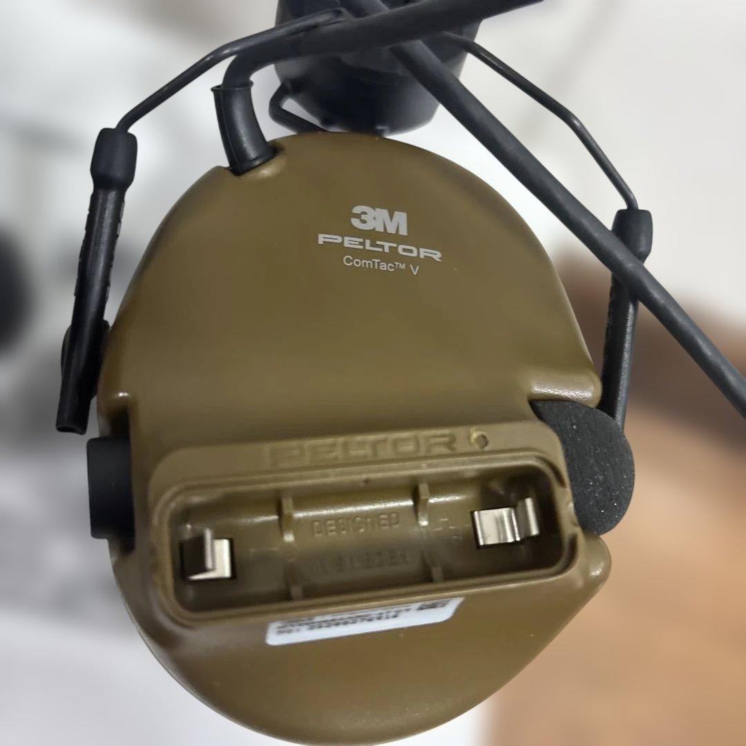 d*d様 未使用品 米軍放出品 実物 PELTOR COMTAC V 送料無料 - メルカリ