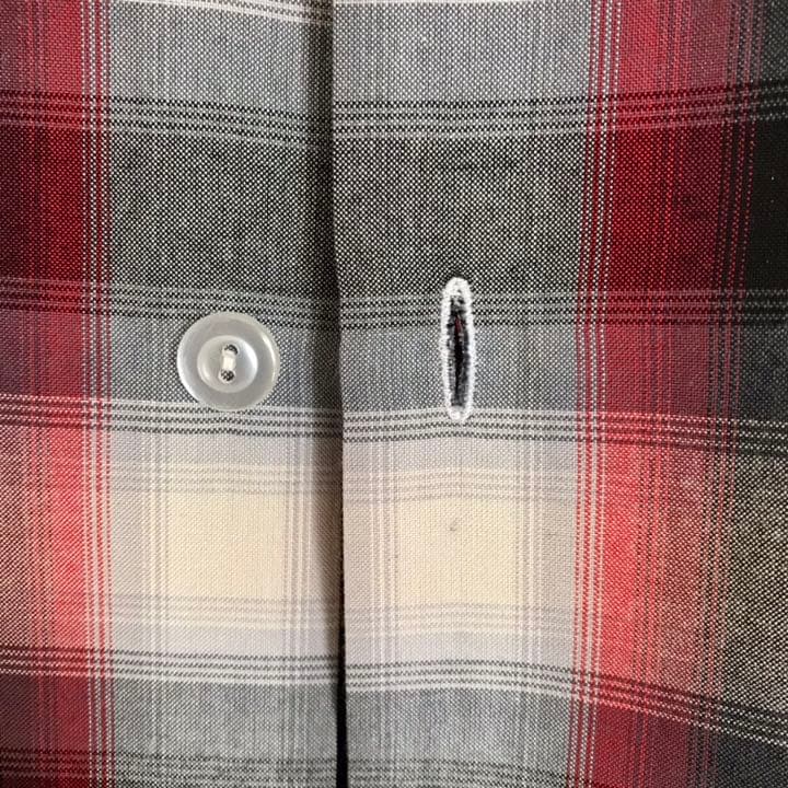 ブラック×レッド　オンブレチェックのボックスシャツ