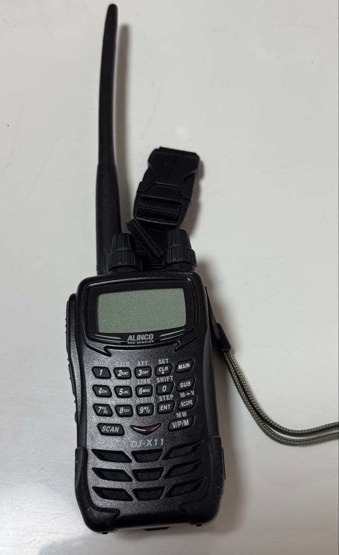 ALINCO DJ-X11A エアバンドスペシャル 充電器付 広帯域受信 - メルカリ